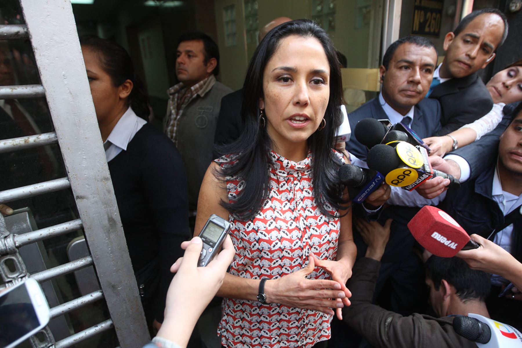 Post Portadasdeld A La Fiscal A Investiga A Nadine Heredia Por