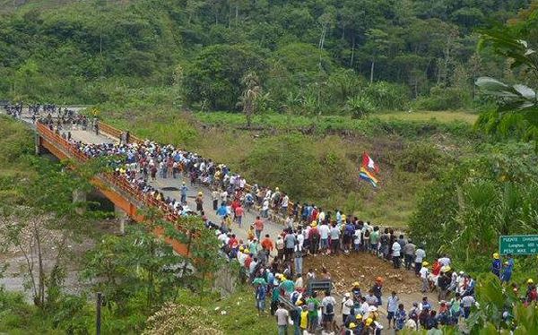 Segundo día de paro minero: vías de acceso a Madre de Dios siguen bloqueadas