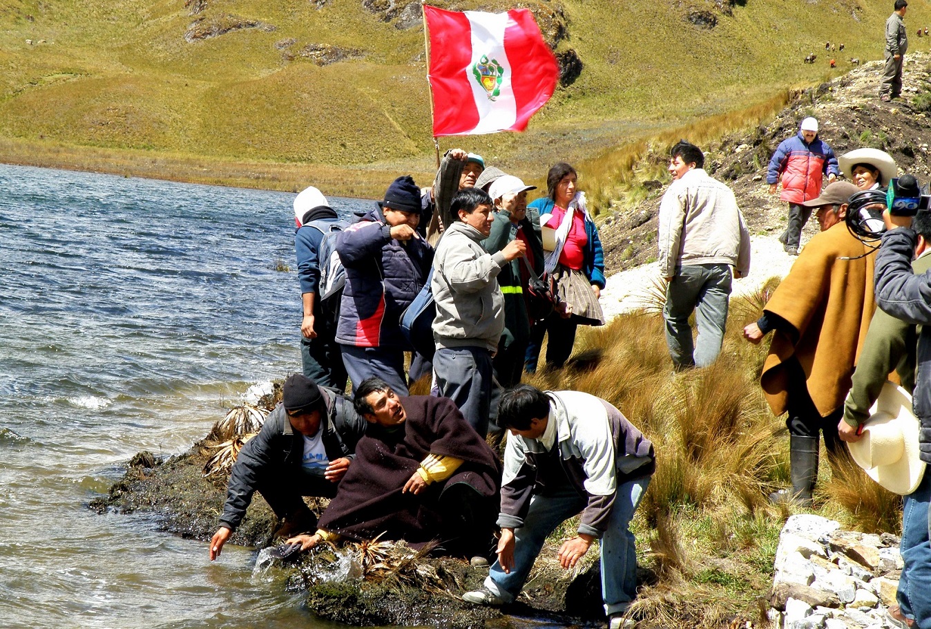 “Dos lagunitas”: ¿Conga pretende cumplir las exigencias de Humala?