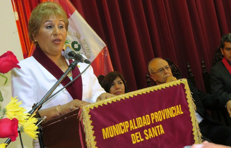 Piden 9 meses de prisión preventiva para alcaldesa provincial del Santa