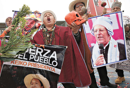 Perú decide hoy el regreso del fujimorismo