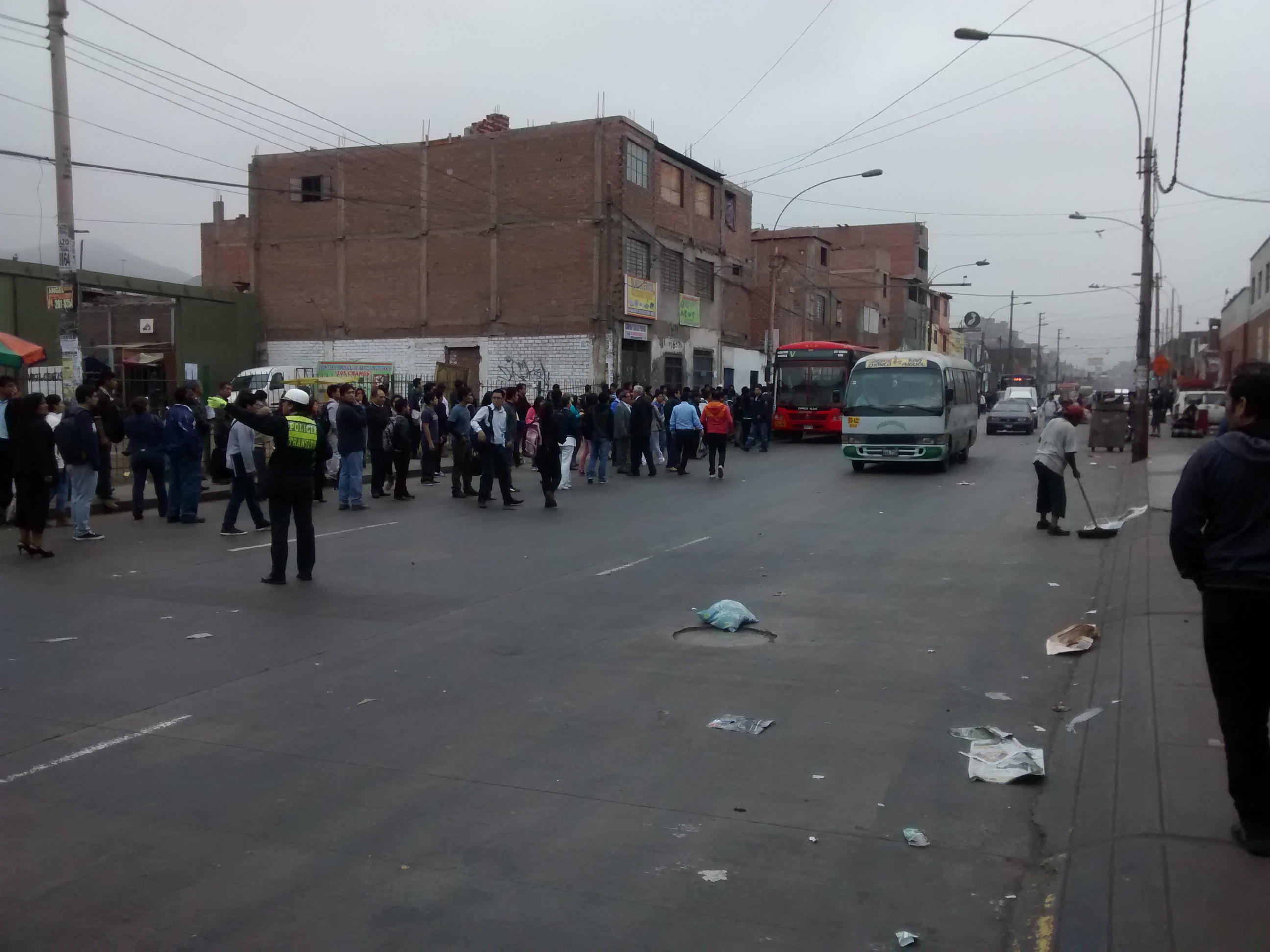 Un día utilizando el transporte público en Lima