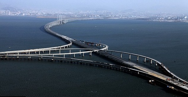 Resultado de imagen para puente mas largo del mundo china hong kong