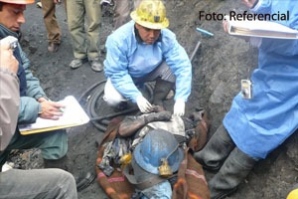 Oyón: Un muerto y dos heridos tras desprendimiento de rocas en socavón de minera Iscaycruz 