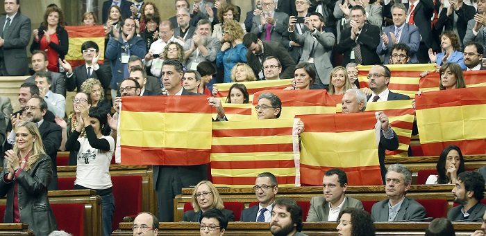 Post Parlamento De Cataluña Aprueba Resolución Para Iniciar La Independencia De España