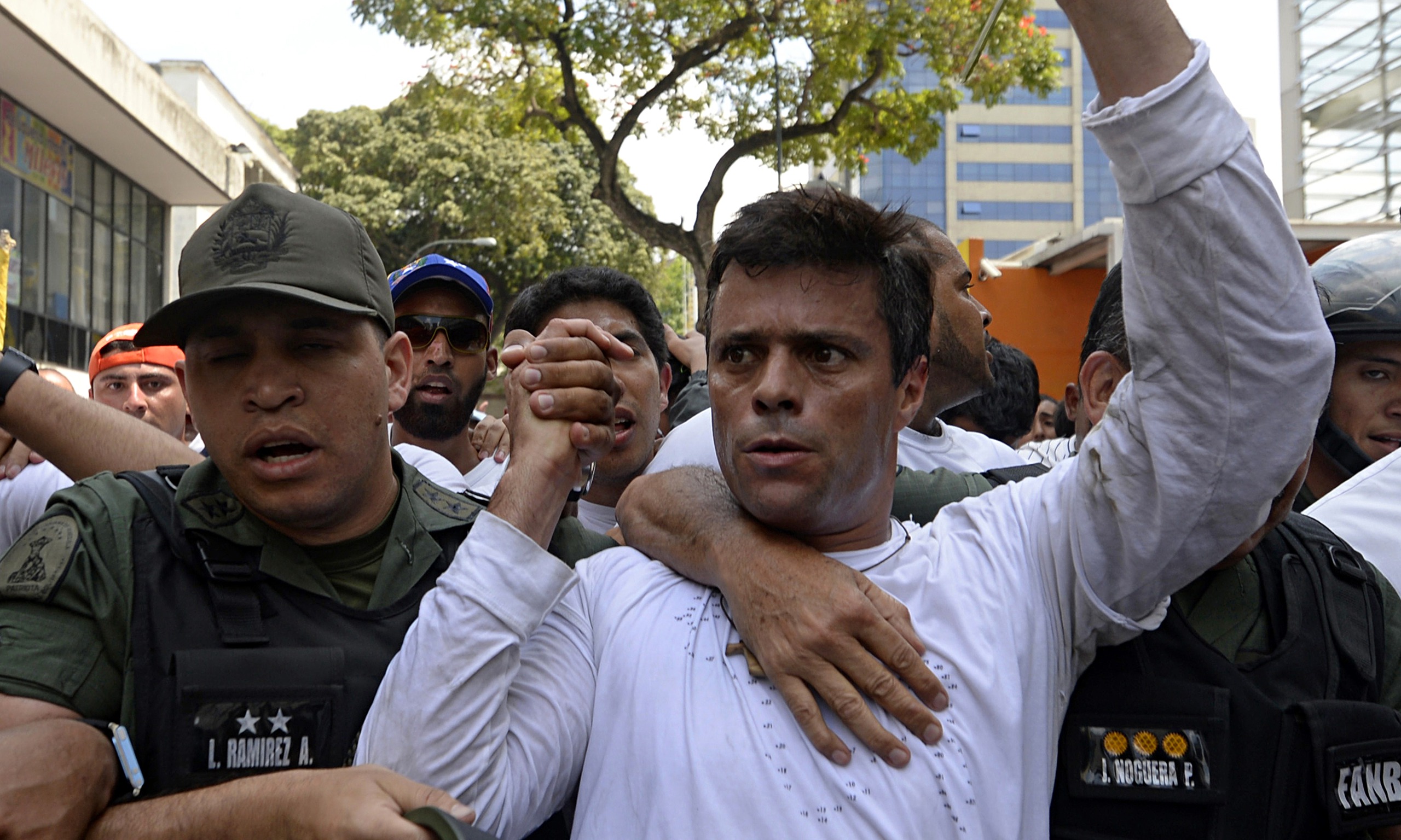 Opositor venezolano Leopoldo López, condenado a 13 años y 9 meses de prisión