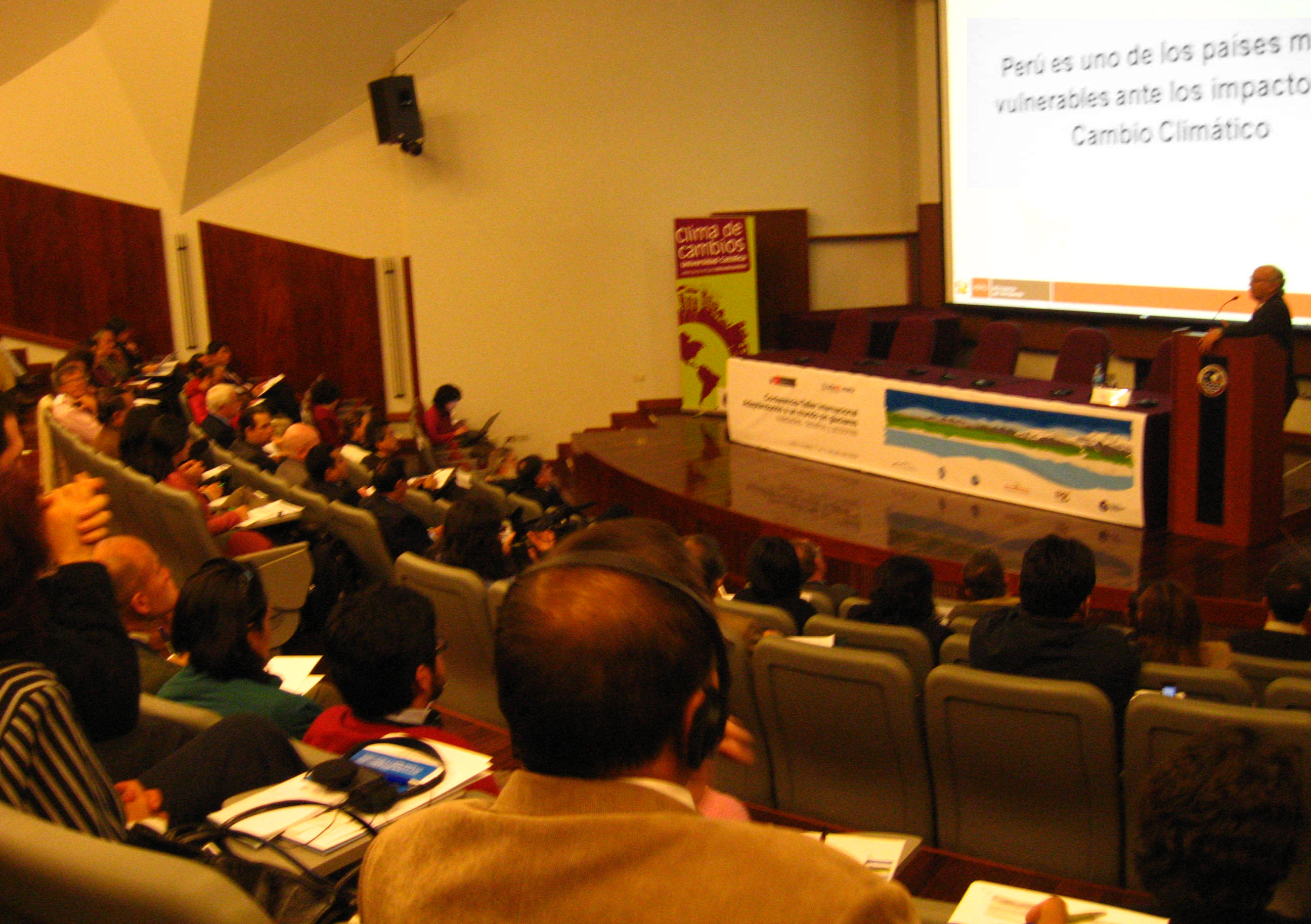 Cumbres Conferencias y Convenciones