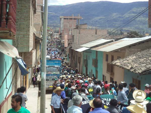 Opositores a proyecto Conga fueron detenidos en Bambamarca y enviados a Chiclayo