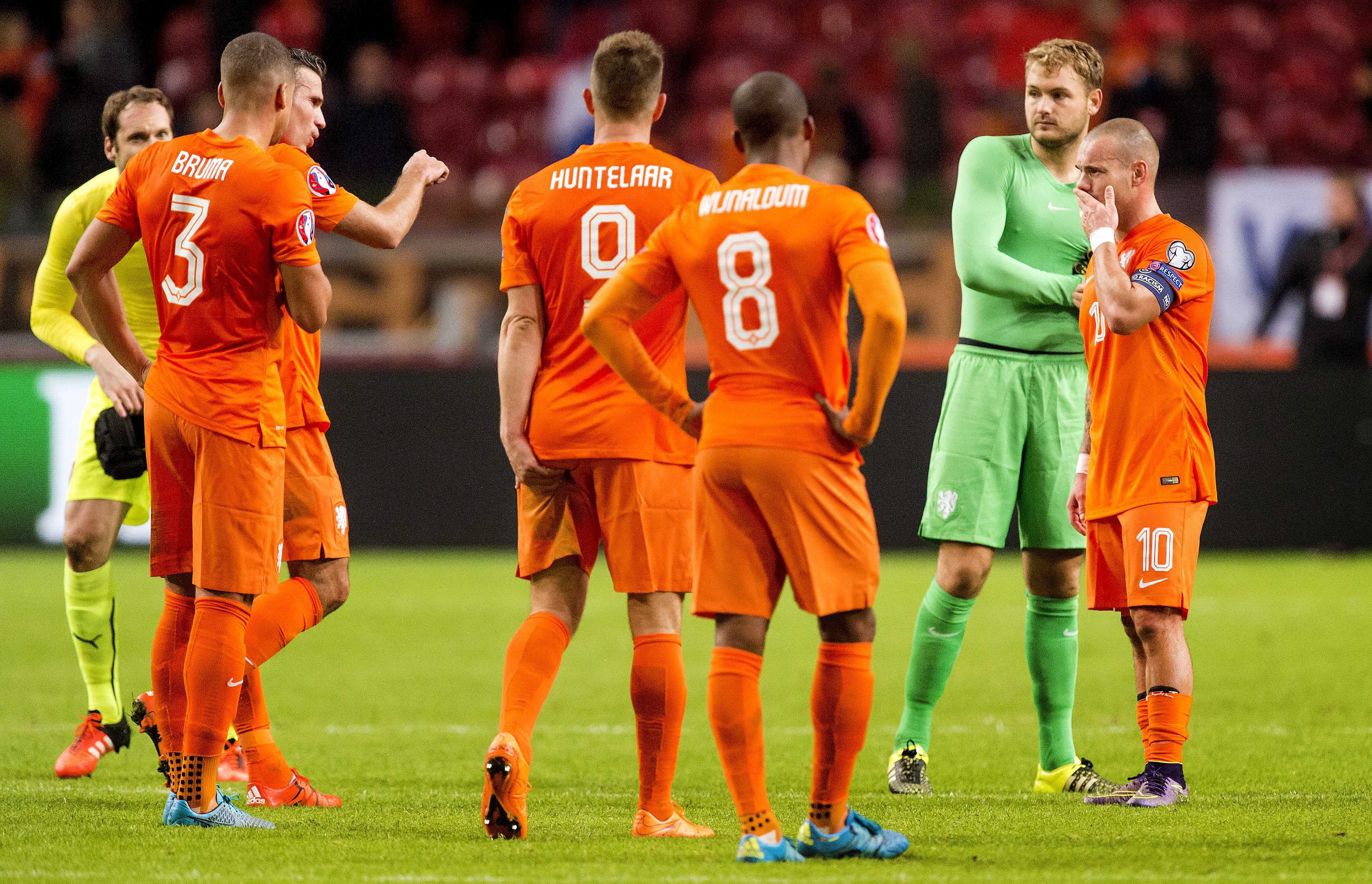 Netherlands football. Сборная Нидерландов по футболу. Сборная Нидерландов по футболу 2014. Сборная Нидерландов по футболу игроки. Игроки сборной Нидерландов.