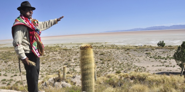 El Poopó, segundo lago más grande de Bolivia, convertido en desierto