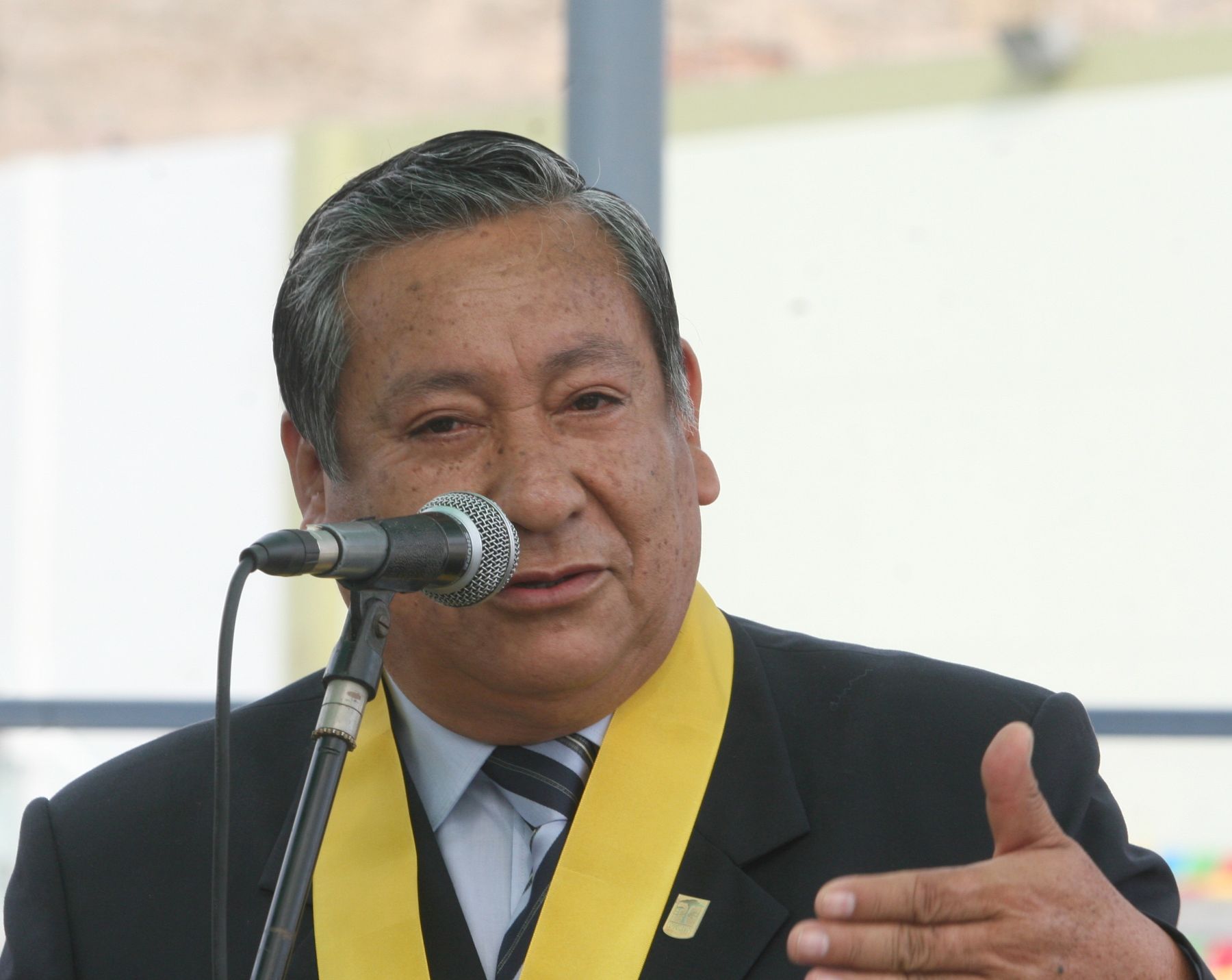 Alcalde de Los Olivos postula al municipio de Lima