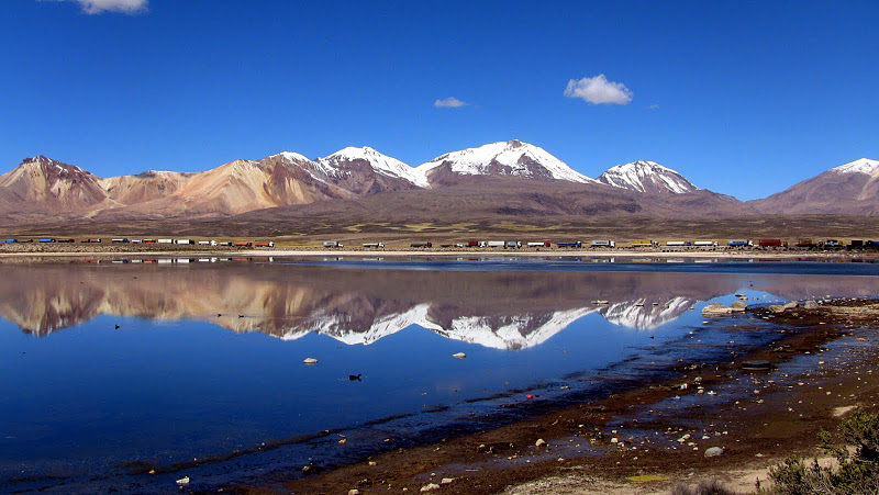 Chile: Camioneros convierten al lago Chungará en un vertedero