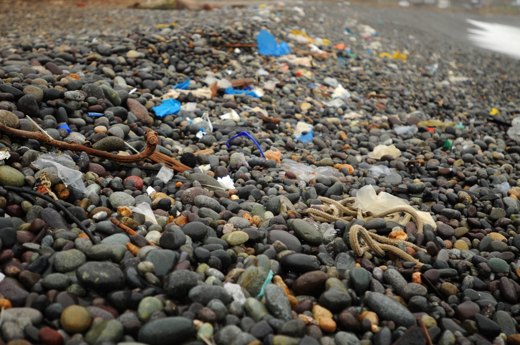 Organizaremos la COP20 pero permitimos el arrojo de basura a nuestro mar