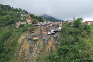 Colombia: La explotación de oro a cielo abierto sigue siendo la incógnita en Marmato