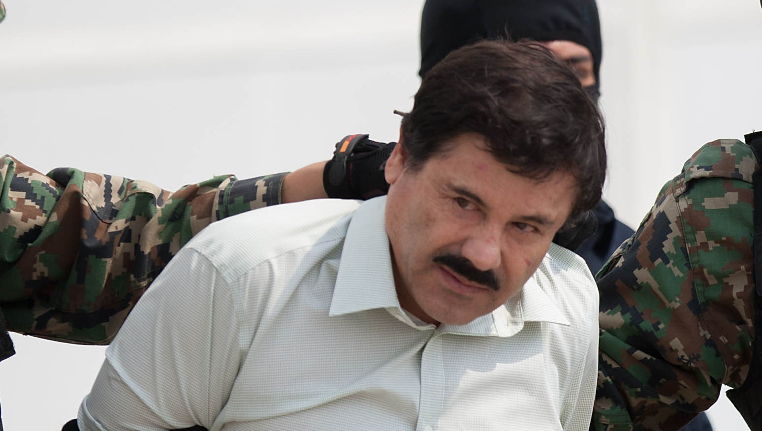 Fuerzas militares se movilizan en Sinaloa para atrapar al 'Chapo' Guzmán