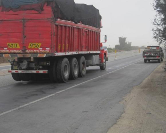 Vías libres, transporte y comercio restringidos en primer día de paro