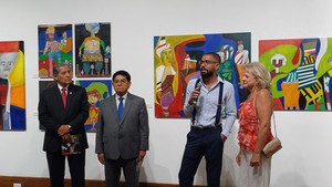 Inauguran la exposición “Circo de la vida” en el Centro Cultural Ccori Wasi