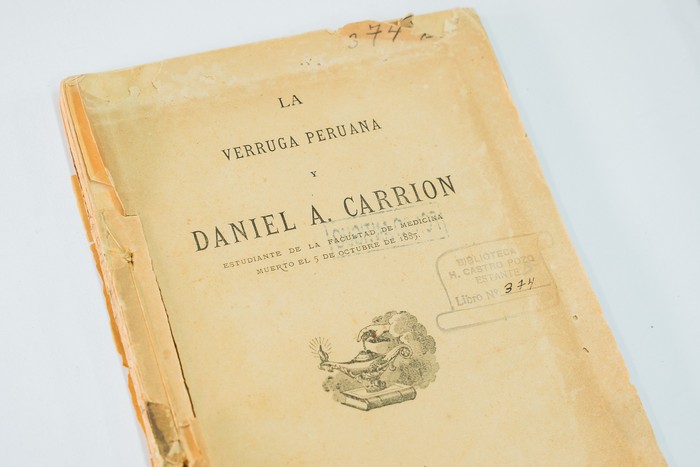 Declaran Patrimonio Cultural de la Nación a dos ejemplares de la obra “La Verruga Peruana y Daniel A. Carrión”