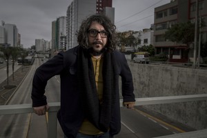 Pedro Casusol: “Siempre he tenido una debilidad por las novelas fragmentarias, de muchos personajes”