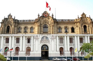 Parlamentarismo vs. presidencialismo en el Perú