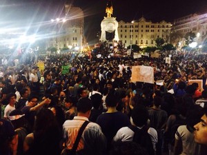 Resistir e insistir: desobediencia civil en el Perú