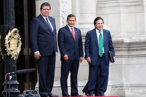 Presidentes pelotudos, no corruptos