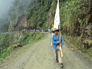 Bolivia: la historia de un activista ambiental en peligro por evitar la construcción de una carretera en el Tipnis