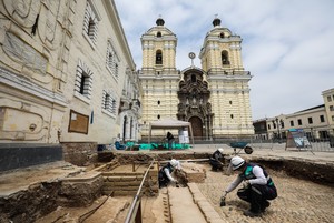 Hallan restos de antigua capilla en la Plazuela de San Francisco