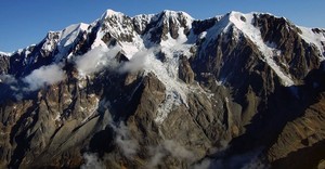 Glaciares de Bolivia amenazados por la minería