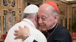 Cipriani pelea por el Papa