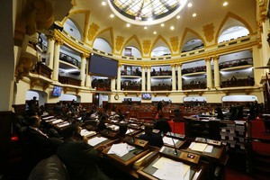 ¿Vacancia presidencial? Hay que respetar los mandatos democráticos