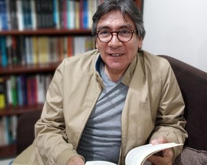 Luis Eduardo García: “Es un libro que recoge mis reflexiones sobre las vicisitudes de la vida corriente”