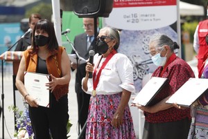 Entregan reconocimiento de Personalidad Meritoria de la Cultura a artistas tradicionales