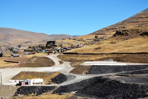 Inversiones chinas en Perú: informe denuncia malas prácticas ambientales en sectores de gas y minería