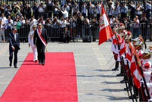 Vizcarra debe fortalecerse políticamente para hacer frente al Congreso luego de la 'tregua'