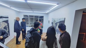 Inauguran exposición “Sombra de Asfalto” en Espacio Ekumen