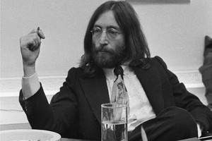 ¡Hey, John Lennon! Get Back