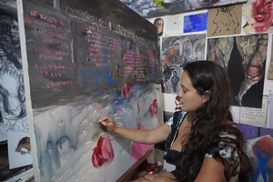 Nuria Cano: “En la pintura, uno debe desarrollar sus propias formas de expresión a través del mismo acto de pintar”