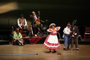 “Los músicos ambulantes” celebran en el GTN sus 40 años de éxito