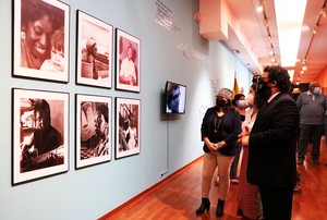 Se inaugura la exposición “Primera llamada. 100 años de Victoria Santa Cruz” en la Galería Pancho Fierro