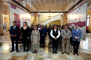 Inauguran exposición “200 años después: los escolares preguntan, los historiadores responden” en la Gran Biblioteca Pública de Lima