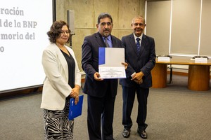 BNP recibe certificados por incorporación de patrimonio documental al Registro Peruano Memoria del Mundo de la UNESCO
